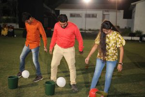 Balloon & Bucket Game - Logistic Infotech