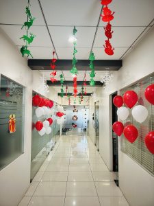 Christmas Office Decoration